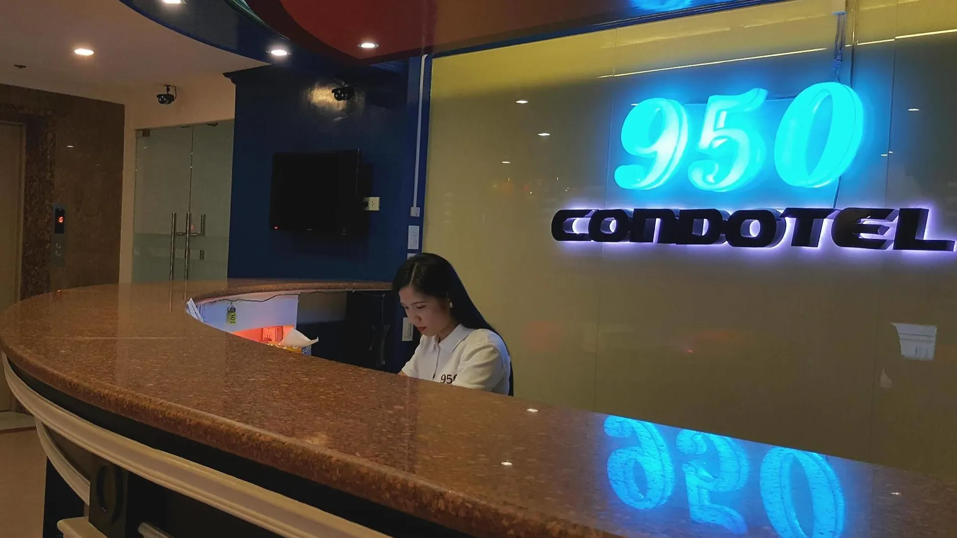950 Condotel Angeles Philippines