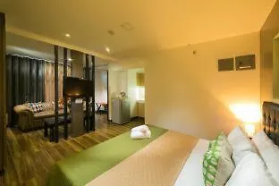 950 Condotel Angeles Daire